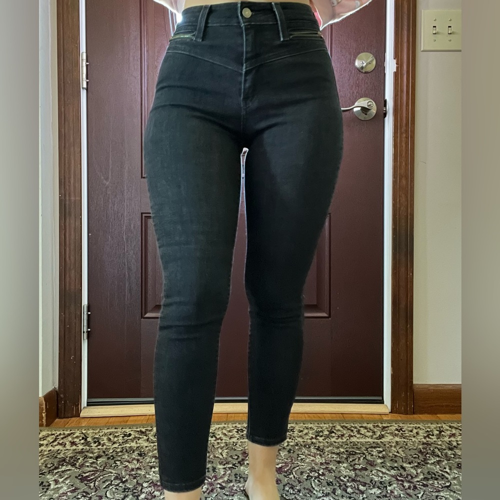 Levi’s 721 black high rise skinny ankle jeans size 26